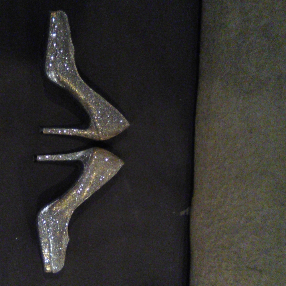 NNW Ladies sz 7.5 bling heels